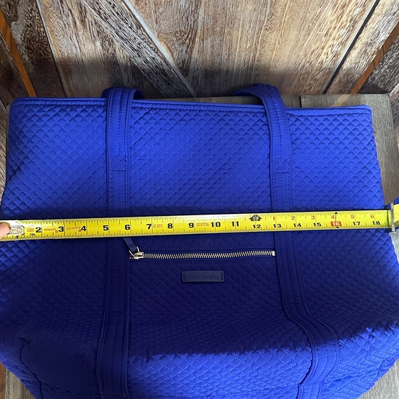 Vera Bradley Midnight Blue Large Textured Quilted Shoulder Handbag Travel Tote - Picture 15 of 16
